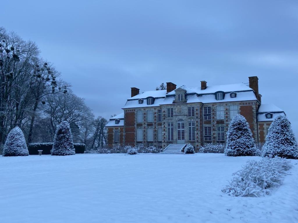 Chateau De St Maclou Saint-Maclou  Buitenkant foto